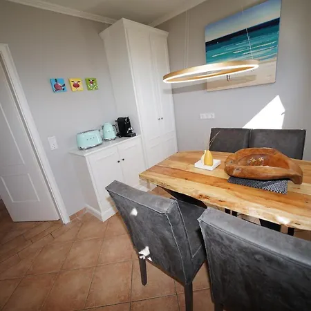 Διαμέρισμα Strandvilla Strand-residenz